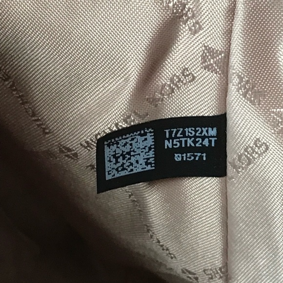 🌼Michael Kors Set - Picture 12 of 16